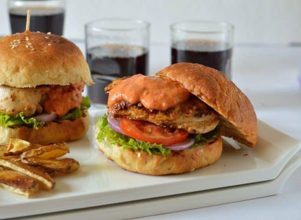 chicken-burger-honey-wheat-buns-recipe.23626.jpg