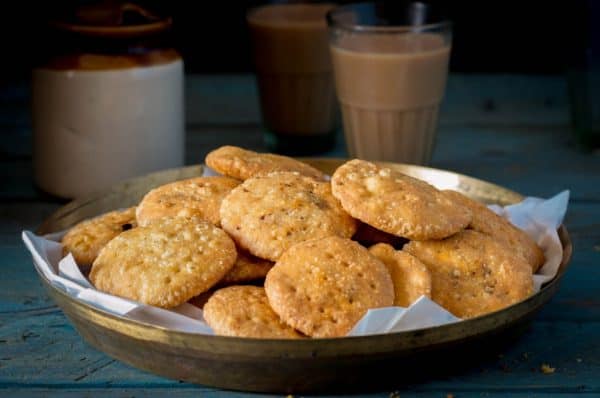 achari-mathri-recipe.23450.jpg
