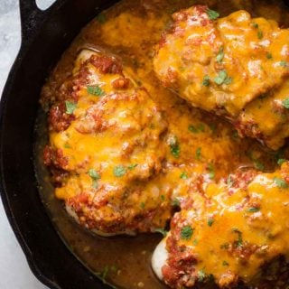 Salsa chicken baked in a tangy spicy Salas has Juicy Chicken and is packed with flavour. With less than 5 ingredients, you need only 20 minutes to make easy Chicken dinner.