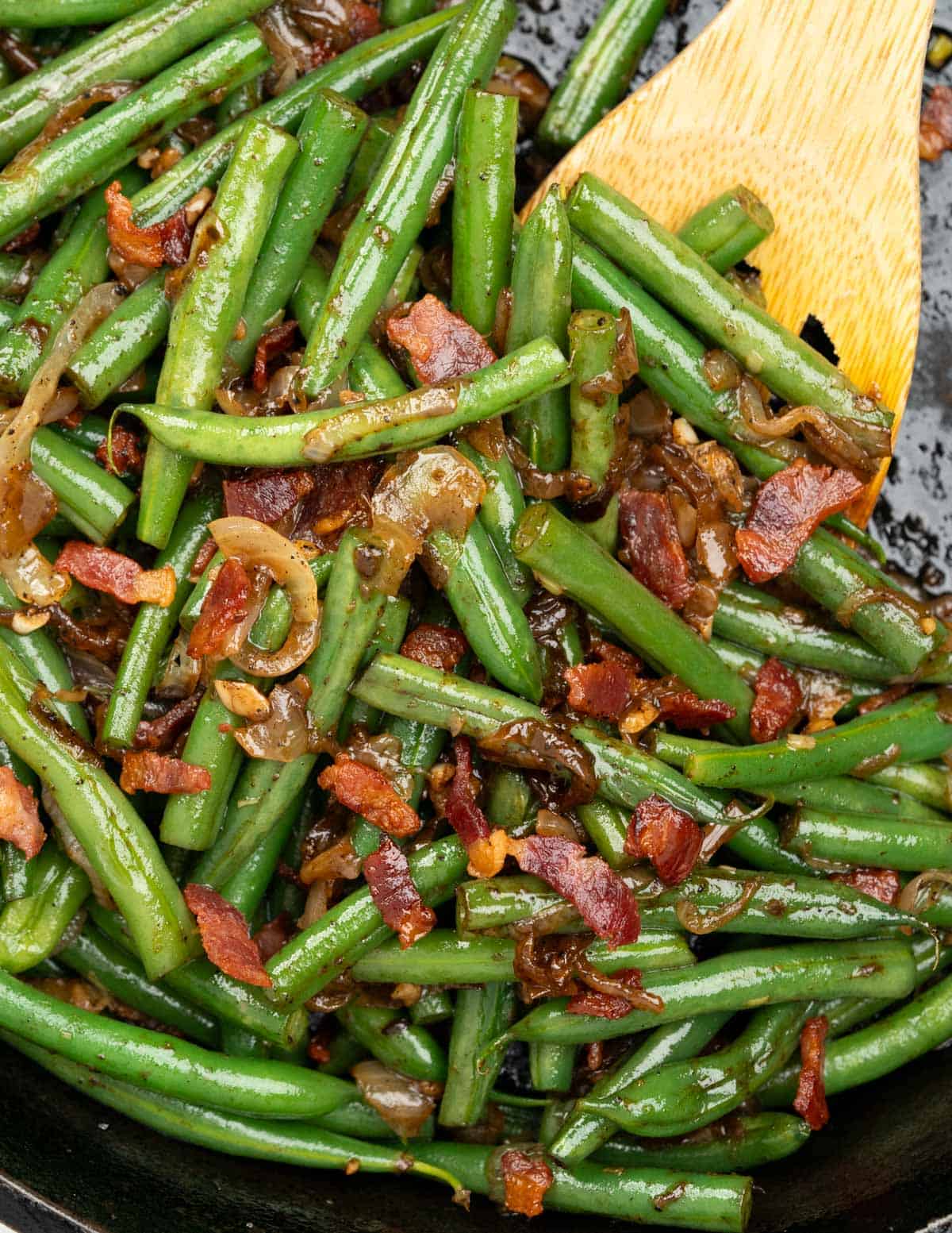 Sautéed Green beans with caramelised onion, crispy smoky bacon, garlic. 