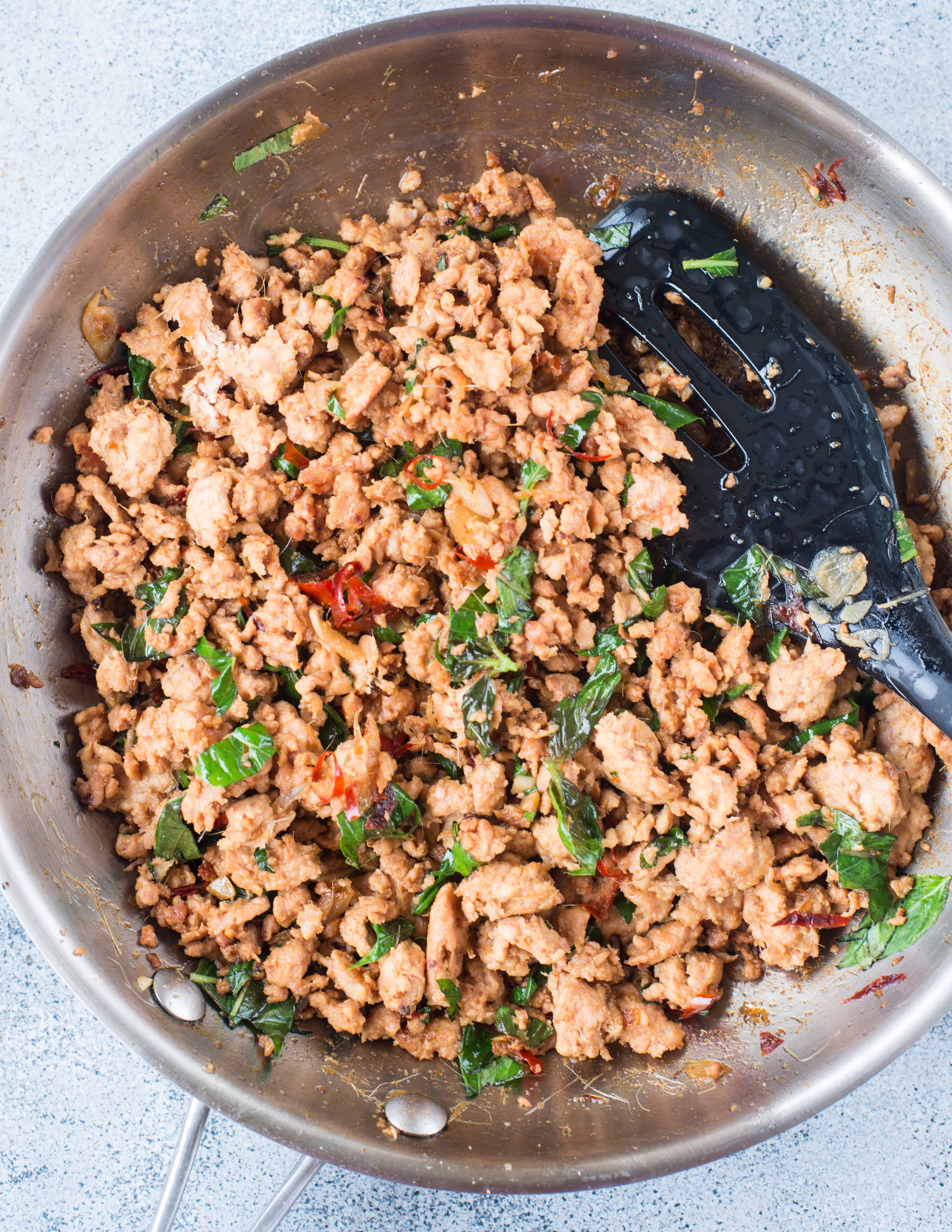 Mint Chicken with Thai Basil and Minced Meat