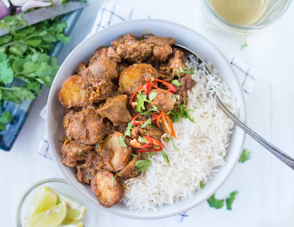 Mutton Curry (Stove Top & Slow Cooker) The flavours of kitchen