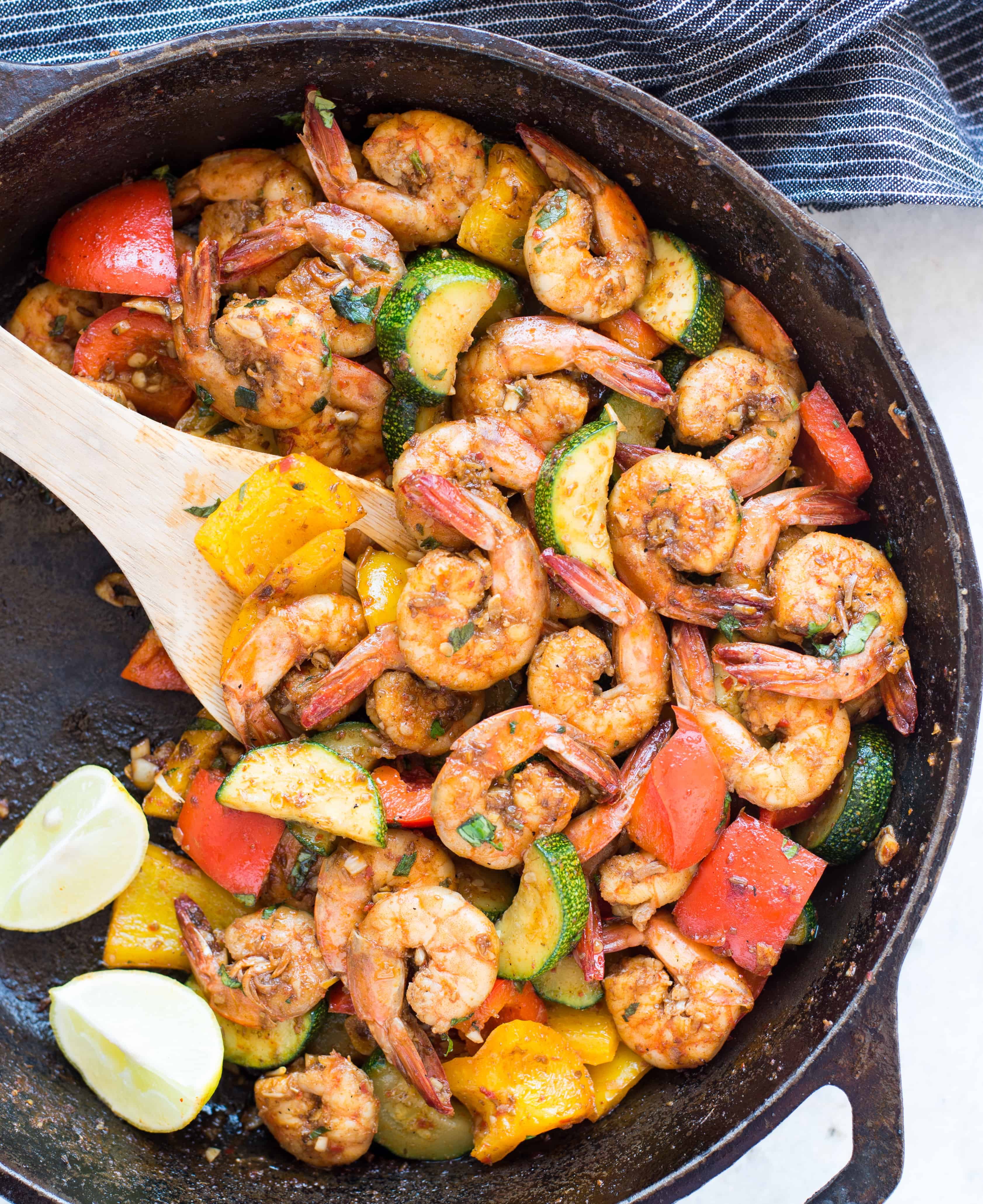  Easy Garlic Butter Shrimp and Vegetable Skillet