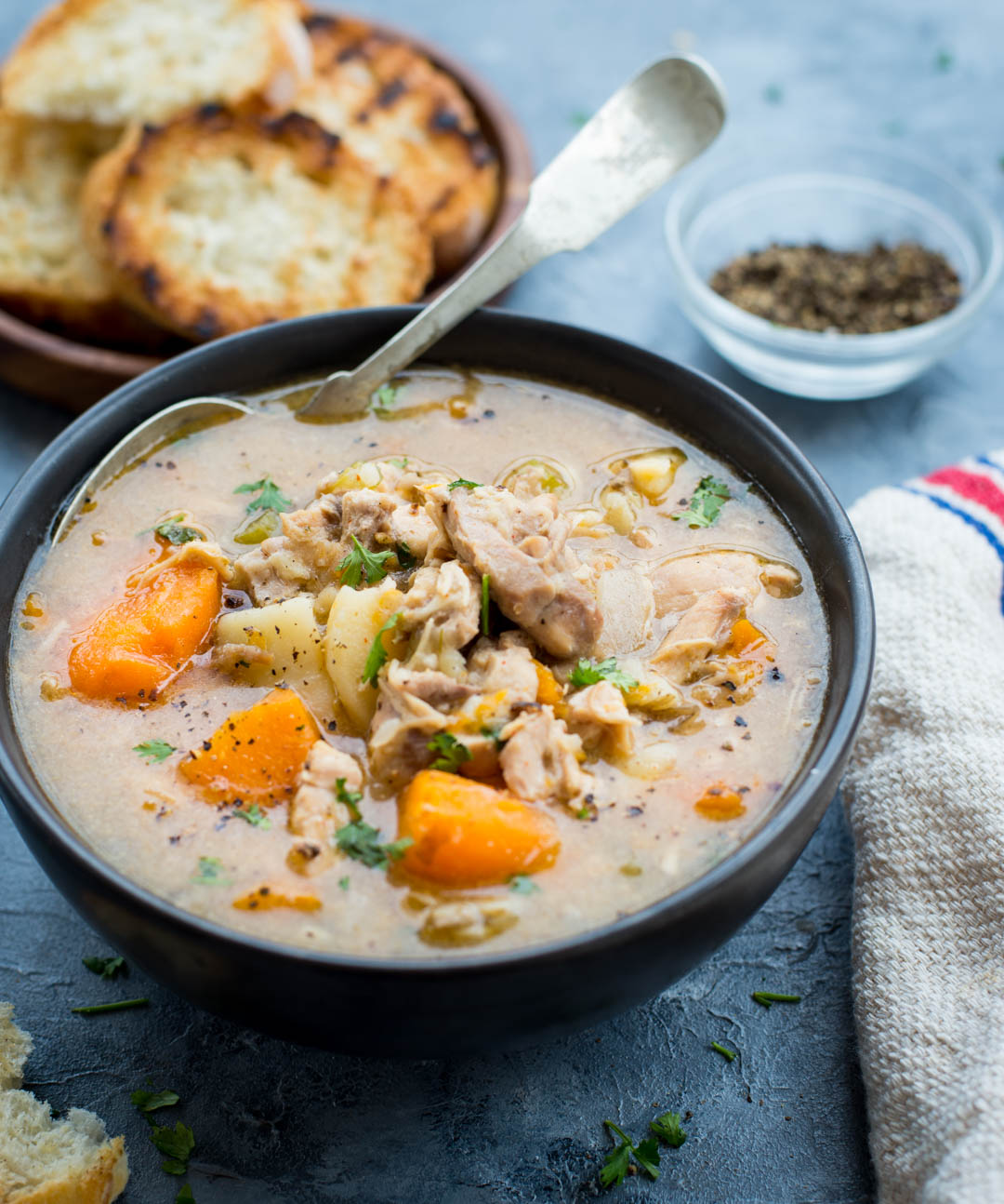 slow-cooker-chicken-stew-the-flavours-of-kitchen