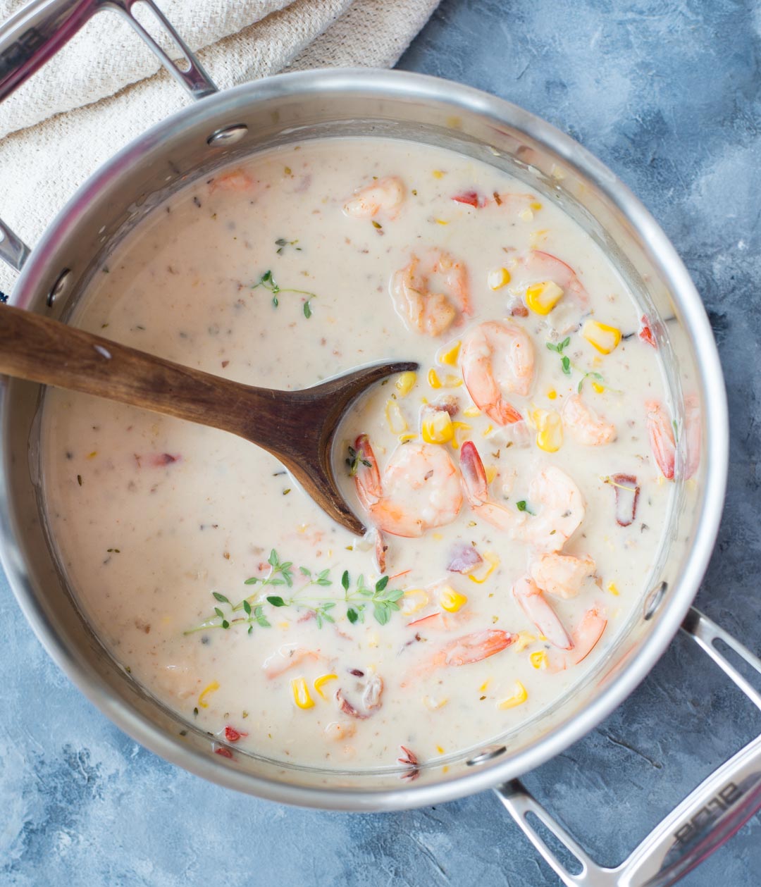 Thick and Creamy Shrimp Corn Chowder with Bacon is a hearty soup to keep you warm and cosy on a cold winter night.  It is easy, one pot and takes less than 30 minutes to make.