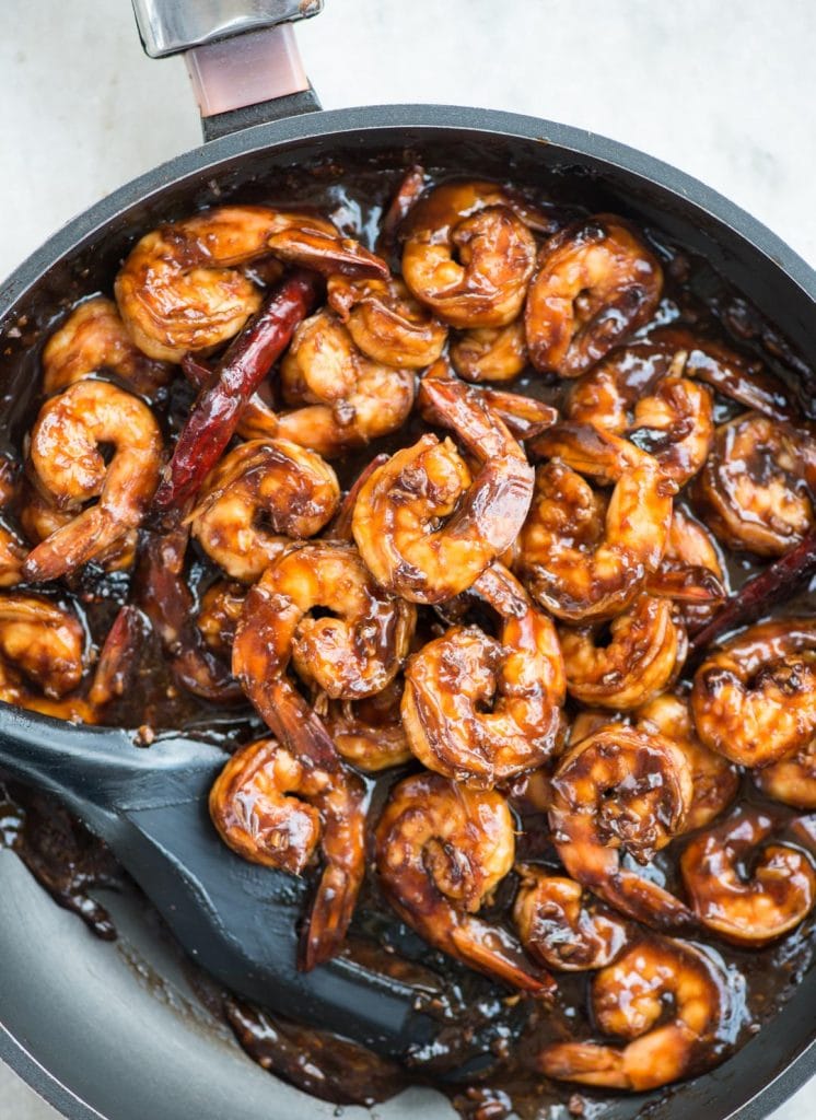 Vegetable Shrimp Stir fry with an incredible sauce made in a pan. 