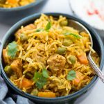 Instant Pot Chicken and rice, curried chicken and rice made in the Instant Pot is flavoured with garlic, ginger and curry powder. Fluffy basmati rice, chicken, carrot, peas, this wholesome meal is definitely going to impress you.
