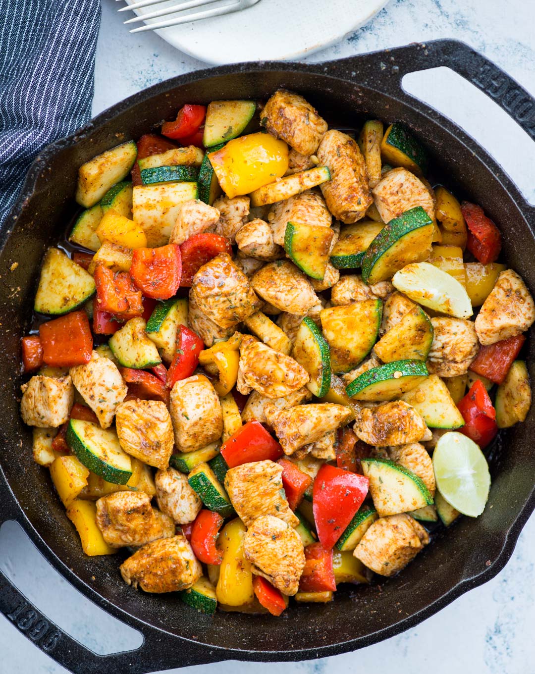 frying pan chicken and vegetables