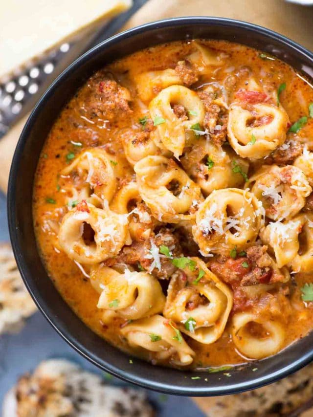 cropped-Sausage-Tortellini-Soup-3-2.jpg