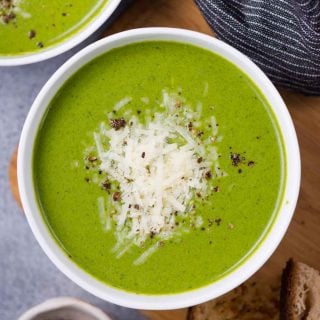 Luxuriously Creamy Spinach Soup is delicious and loaded with the goodness of spinach. There is only Spinach in here, thickened with cream cheese and it has a good dose of freshly cracked black pepper.