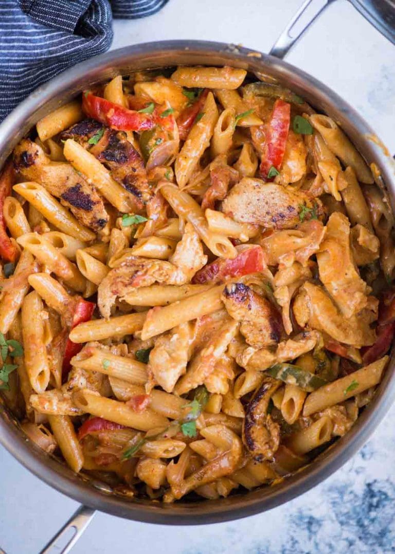 Chicken Fajita Pasta - The flavours of kitchen