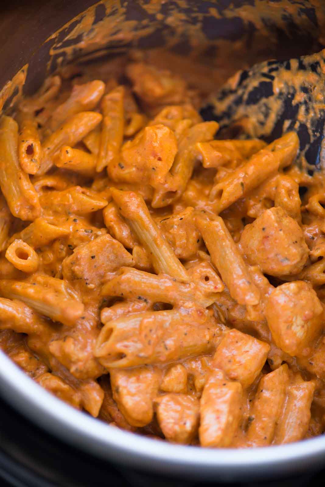 Instant Pot Spicy Chicken Pasta The Flavours Of Kitchen