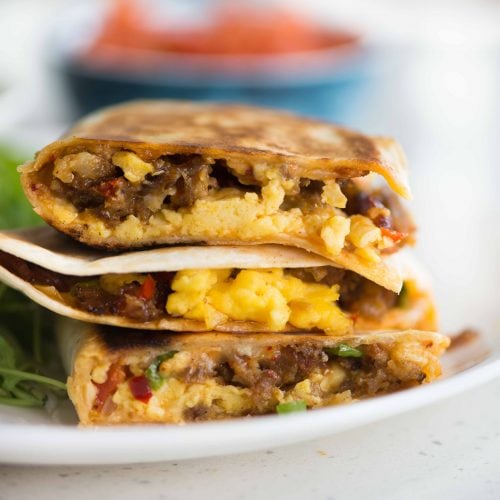 Loaded Breakfast Quesadillas - The flavours of kitchen