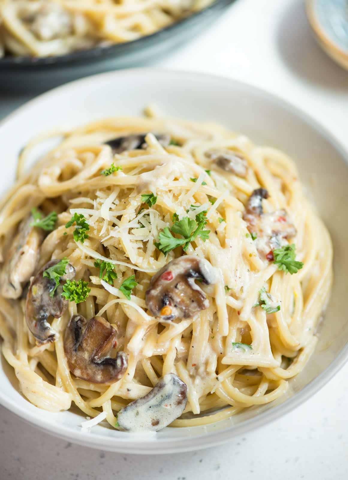 Mushroom Pasta in a creamy parmesan based sauce and caramelized mushroom just the right fit to satisfy the pasta craving. 
