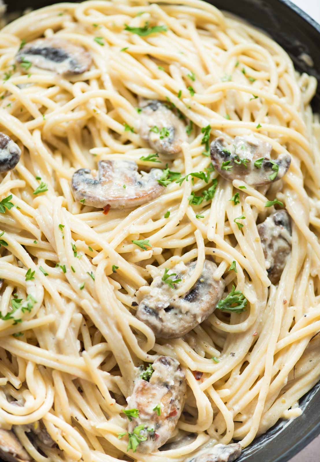 Mushroom Pasta in a creamy parmesan based sauce and caramelized mushroom just the right fit to satisfy the pasta craving. 