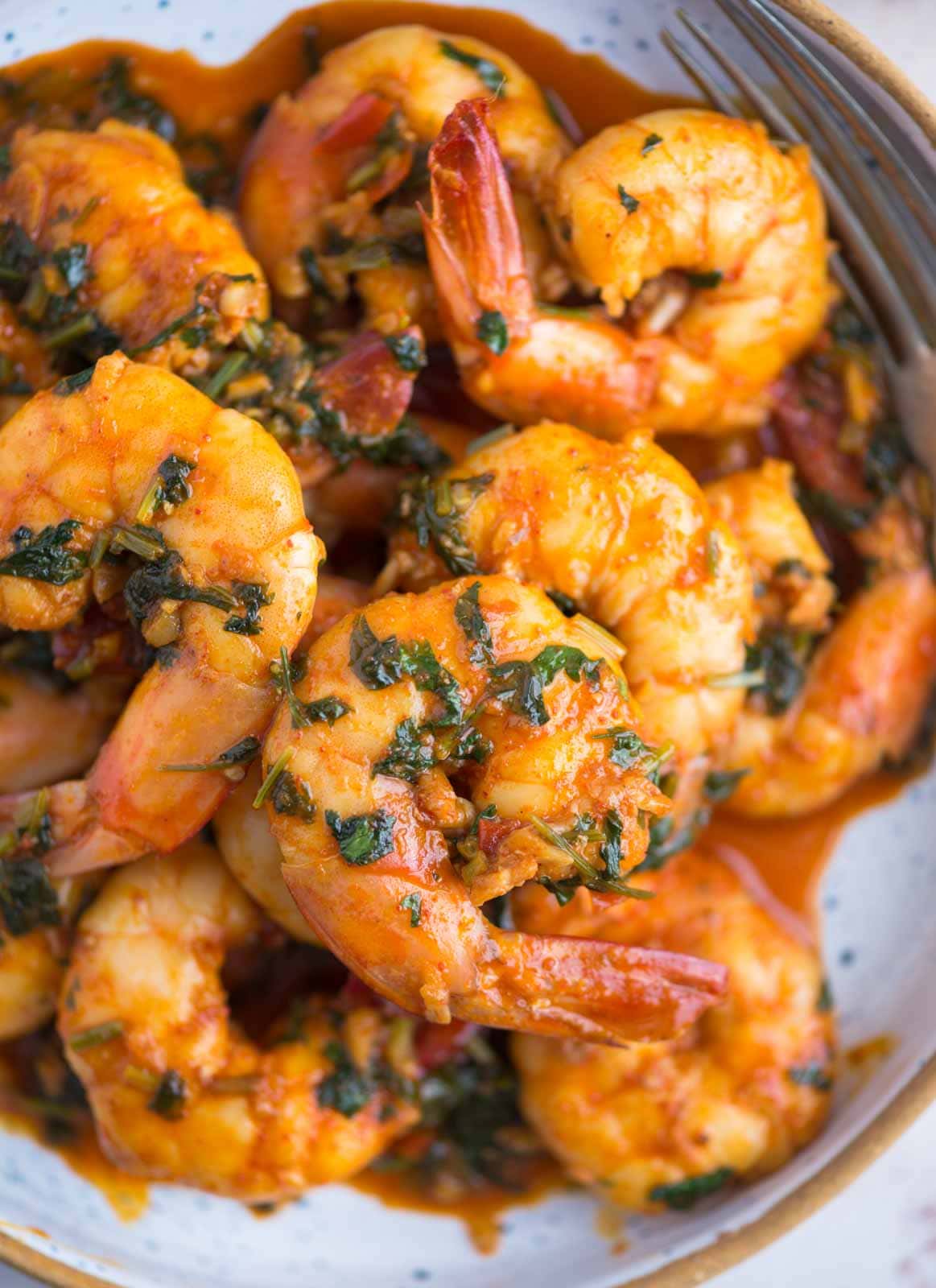 Shrimp and a few other pantry staples turned into this lip-smacking Chili Garlic Shrimp in less than 20 minutes. It is spicy, garlicky, and has loads of fresh cilantro.