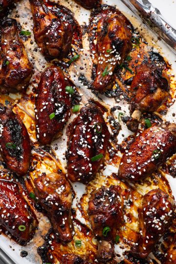 Baked Honey Garlic Chicken Wings - The flavours of kitchen