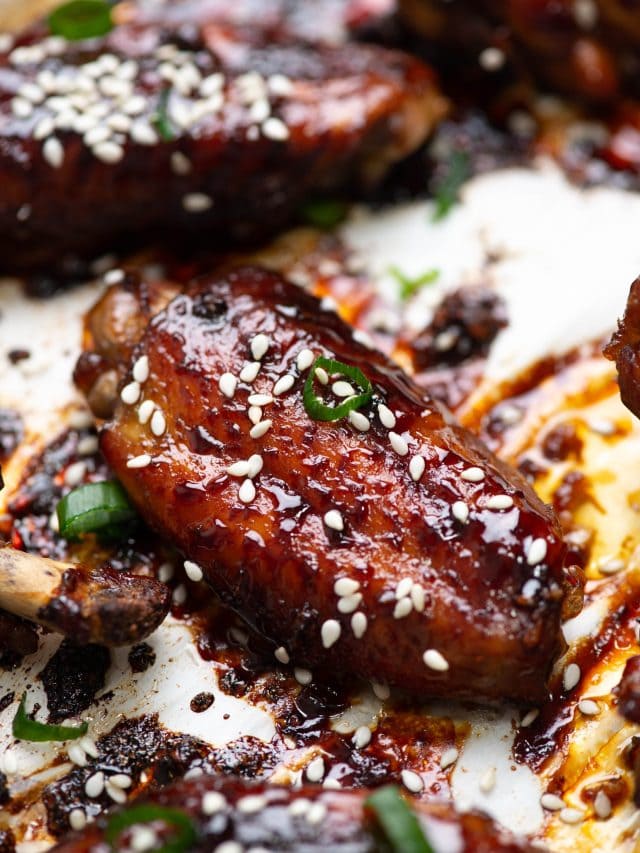 Weber Honey Garlic Chicken Wings on Vimeo