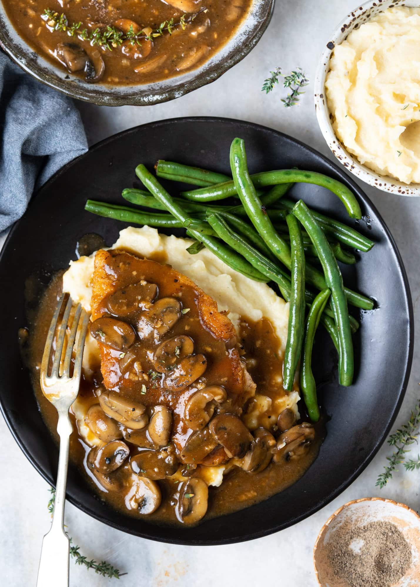 This mushroom gravy is super delicious, easy to make, and has unmistakable umami from a secret ingredient. You can serve it any steak, mashed potato, grilled veggies, or even any bread.