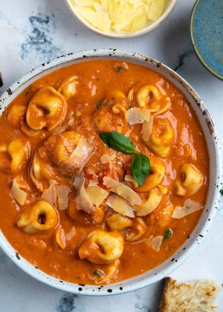 Creamy Tomato Tortellini Soup - The flavours of kitchen