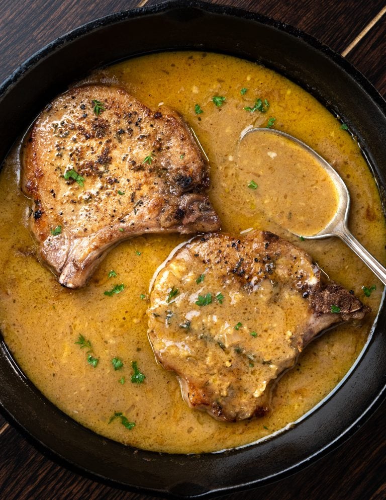Skillet Pork Chops With Sour Cream The flavours of kitchen