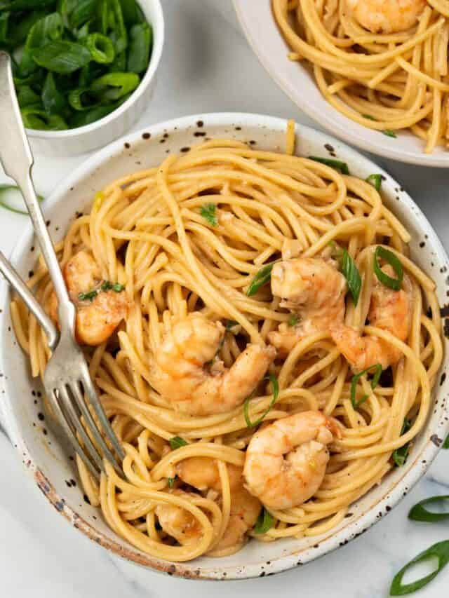 Asian-style garlic noodles with shrimp