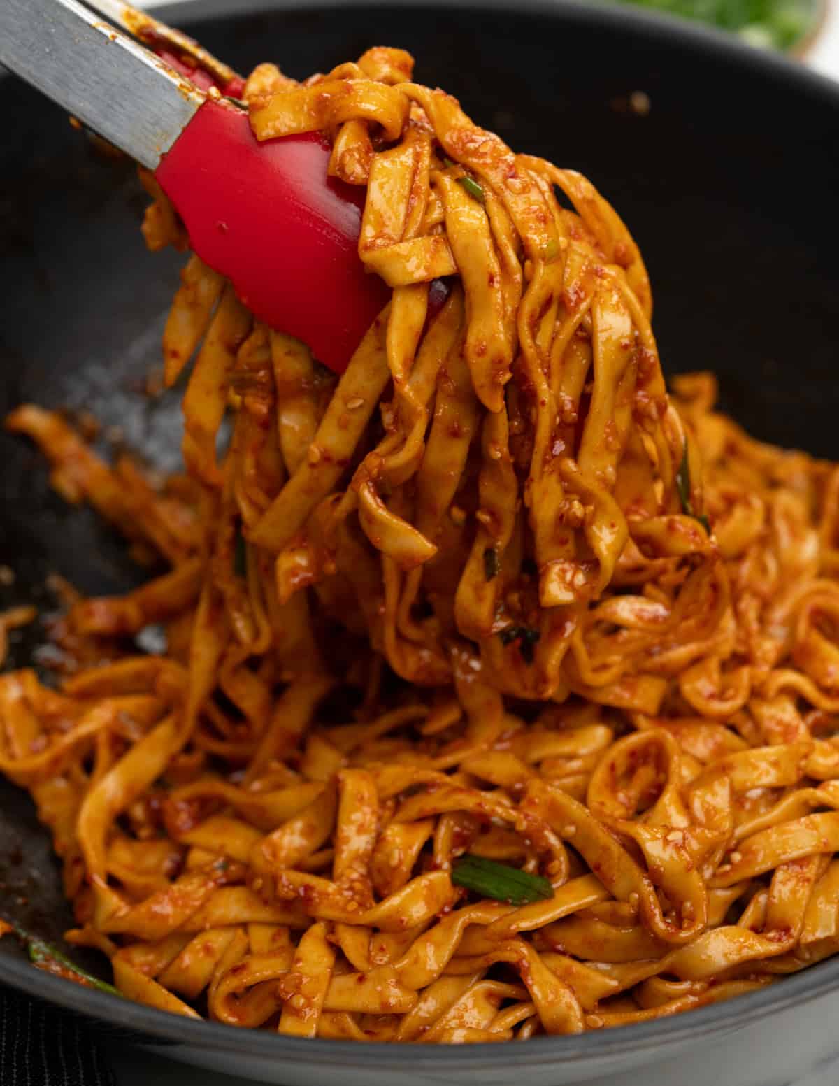 Spicy noodles tossed in firey hot Korean chilli powder, chilli paste and soy sauce