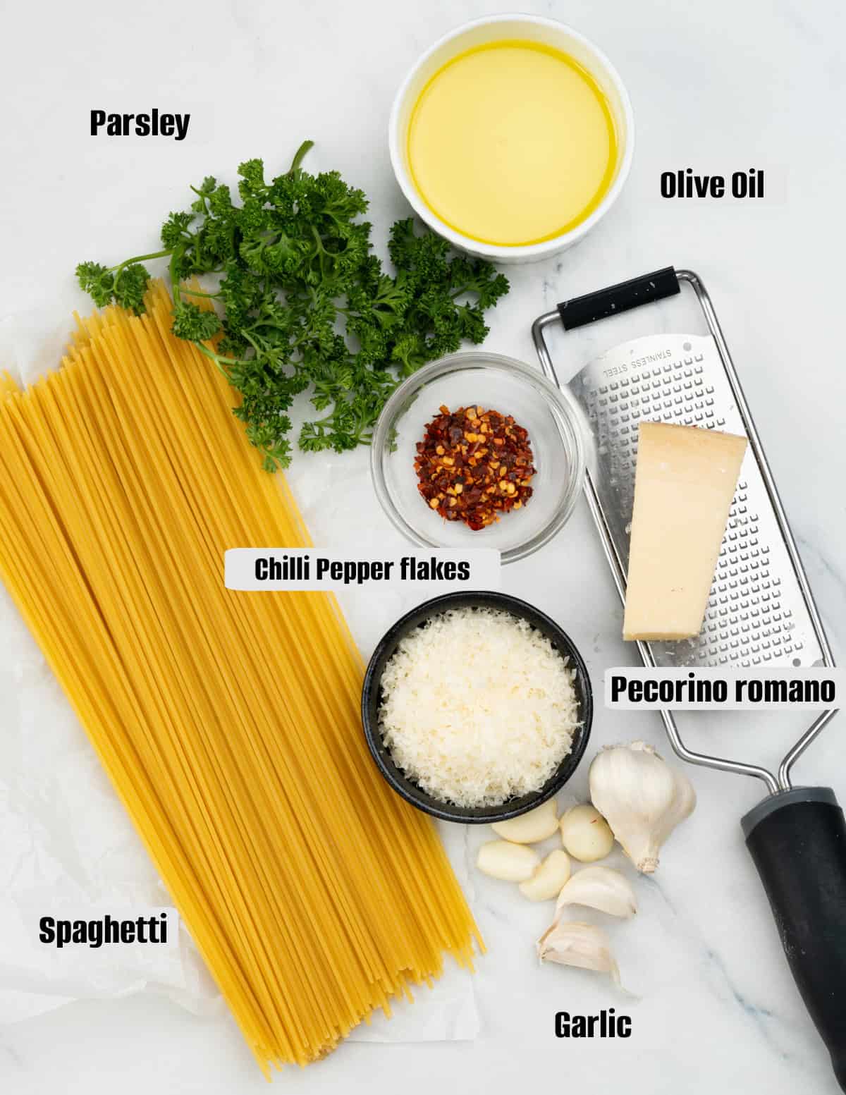 Ingredients for Spaghetti Aglio e Olio
